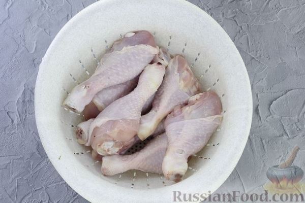 Куриные голени, жаренные в рисовом кляре (во фритюре)